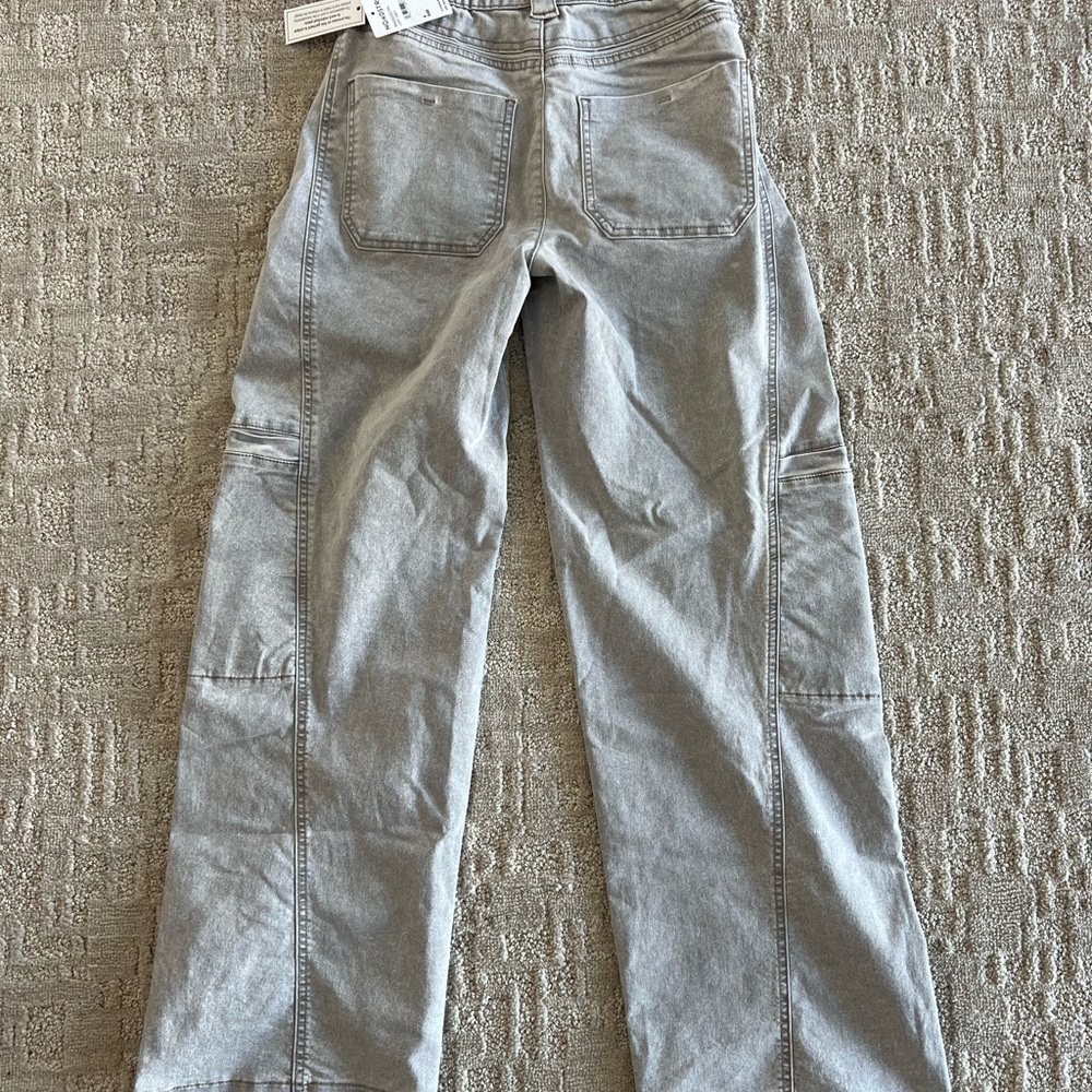 Gray Wide-Leg Jeans